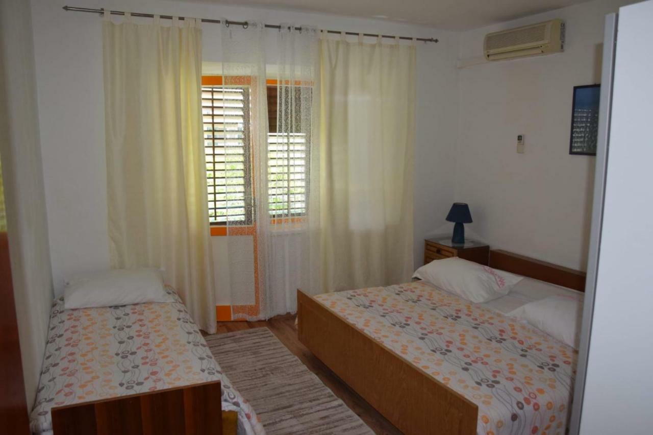 Apartman Linda Baska Voda Bagian luar foto